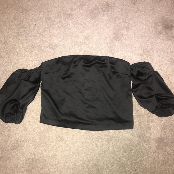 Off the Shoulder Satin Top - Picture 2 of 4